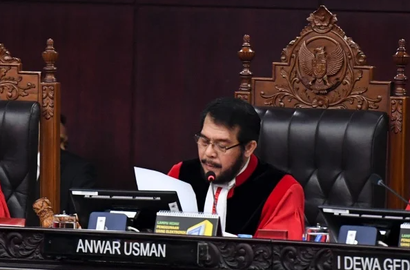 Keputusan Hakim Anwar Usman, Menguntungkan Gibran, Namun Hakim Tetap Tidak Mundur: Penentu Jabatan adalah Tuhan